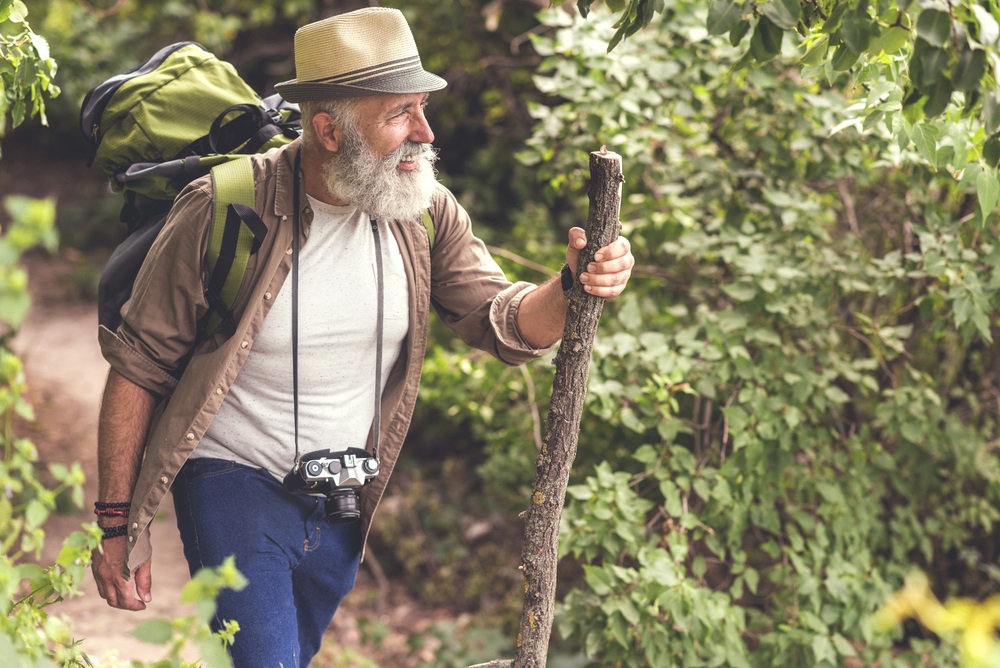 shutterstock_700894906-hiking